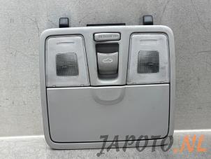 Używane Oswietlenie wewnetrzne przód Hyundai Veloster 1.6 GDI 16V Cena € 49,95 Procedura marży oferowane przez Japoto Parts B.V.