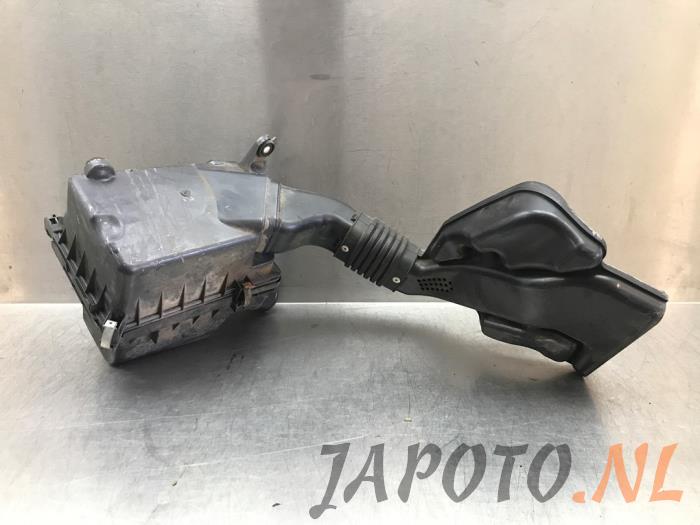 Begagnade Luftfilterhus Mitsubishi ASX 1.6 MIVEC 16V Pris € 52,45 Marginaltabell erbjuds av Japoto Parts B.V.