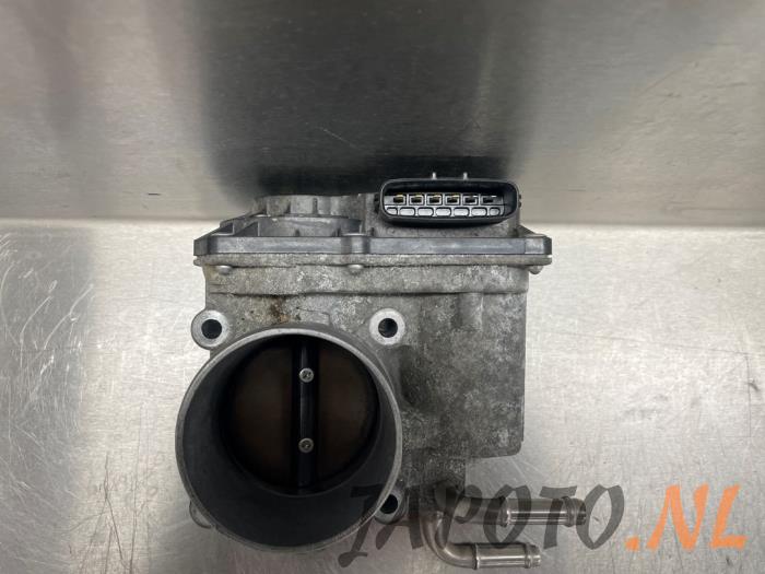 Gebrauchte Drosselklappengehäuse Toyota Yaris II (P9) 1.8 16V VVT-i TS Preis € 78,70 Margenregelung angeboten von Japoto Parts B.V.
