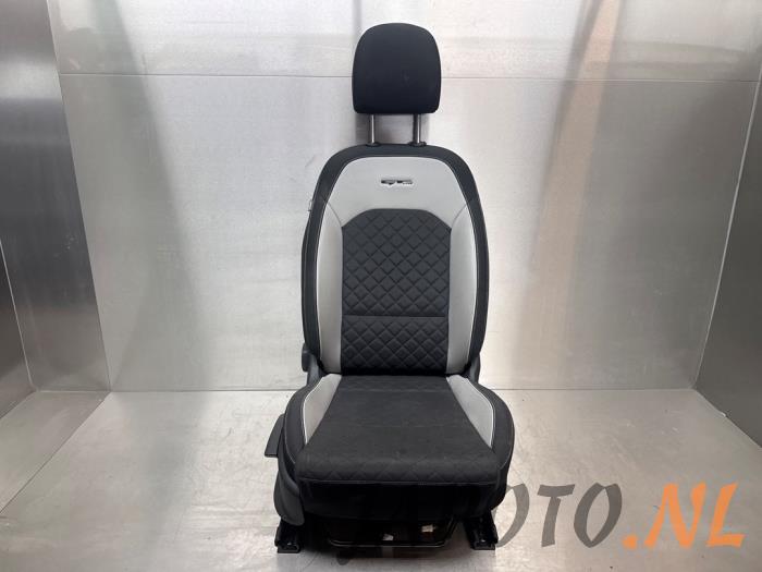 Używane Fotel prawy Kia Proceed (CD) 1.0i T-GDi 12V Cena € 209,95 Procedura marży oferowane przez Japoto Parts B.V.