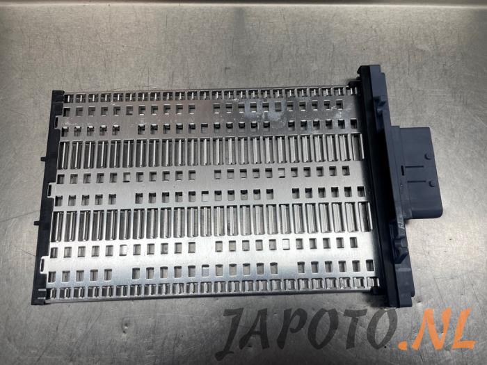 Begagnade Värmeelement Hyundai Kona (SX2) 1.6 GDi HEV 16V Pris € 78,70 Marginaltabell erbjuds av Japoto Parts B.V.