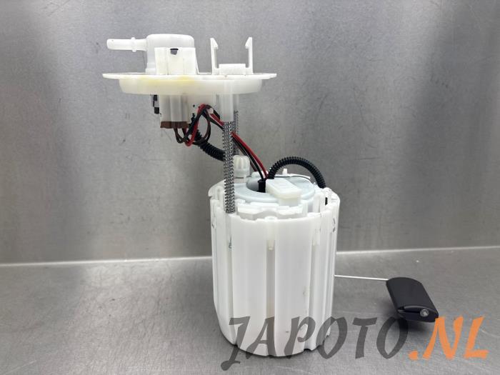 Gebrauchte Benzinpumpe Hyundai Kona (SX2) 1.6 GDi HEV 16V Preis € 157,45 Margenregelung angeboten von Japoto Parts B.V.