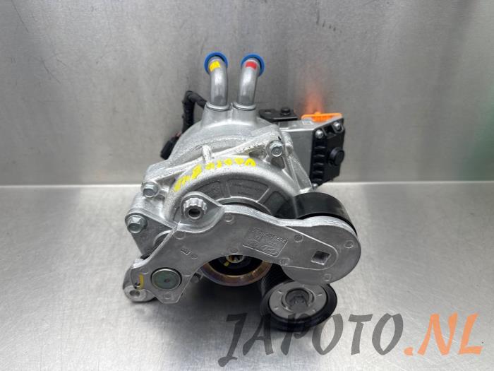 Usagé Dynamo Hyundai Kona (SX2) 1.6 GDi HEV 16V Prix € 629,95 Règlement à la marge proposé par Japoto Parts B.V.