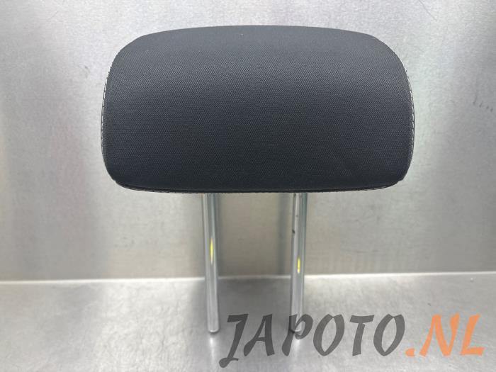 Używane Zaglówek Kia Cee'd (JDB5) 1.0i T-GDi 12V 120 Cena € 26,24 Procedura marży oferowane przez Japoto Parts B.V.