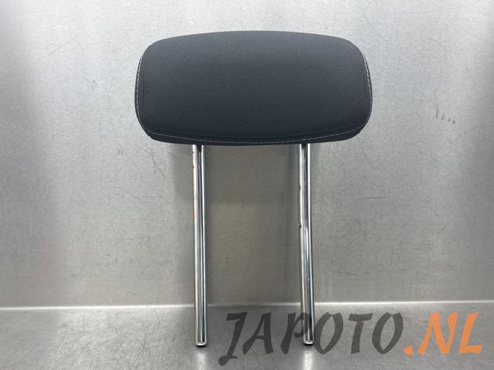 Używane Zaglówek Kia Cee'd (JDB5) 1.0i T-GDi 12V 120 Cena € 26,24 Procedura marży oferowane przez Japoto Parts B.V.