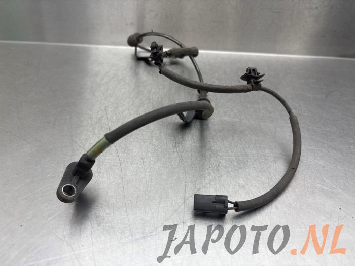 Begagnade ABS-sensor Kia Cee'd (JDB5) 1.0i T-GDi 12V 120 Pris € 20,95 Marginaltabell erbjuds av Japoto Parts B.V.