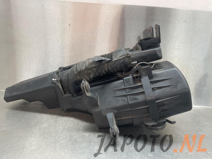 Gebrauchte Luftfiltergehäuse Kia Rio III (UB) 1.2 CVVT 16V Preis € 52,45 Margenregelung angeboten von Japoto Parts B.V.
