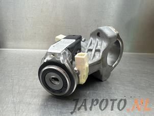 Ignition lock + computer from a Subaru XV (GP) 1.6 AWD 16V 2014