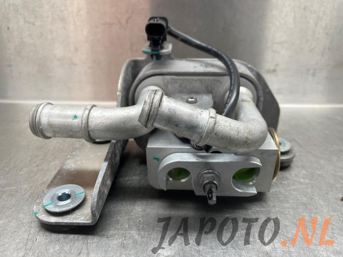 Gebrauchte Wärmetauscher Lynk &amp; Co 01 1.5 Preis € 157,45 Margenregelung angeboten von Japoto Parts B.V.