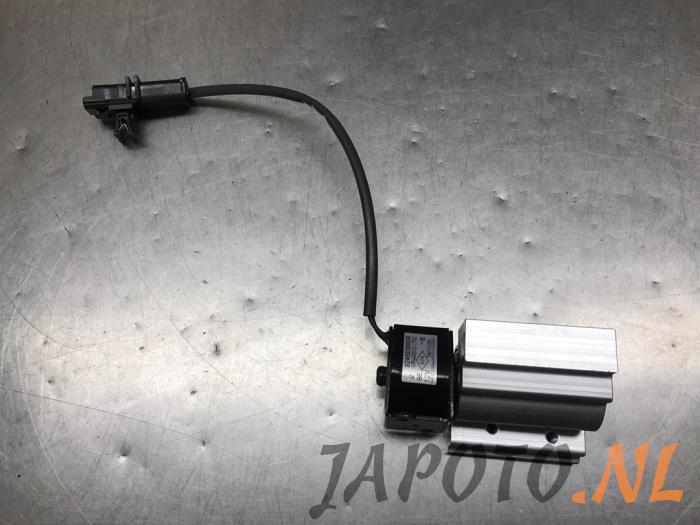Begagnade Trycksensor, luftkonditionering Nissan Townstar 44 kWh Pris € 52,45 Marginaltabell erbjuds av Japoto Parts B.V.