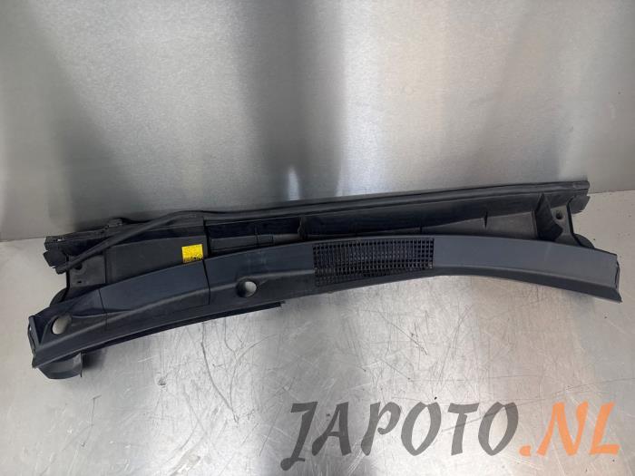 Używane Parawan Toyota Prius (ZVW5) 1.8 16V Hybrid Cena € 104,95 Procedura marży oferowane przez Japoto Parts B.V.