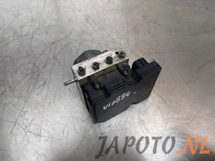 Used ABS pump Suzuki Vitara (LY/MY) 1.4 S Turbo 16V Price € 262,45 Margin scheme offered by Japoto Parts B.V.