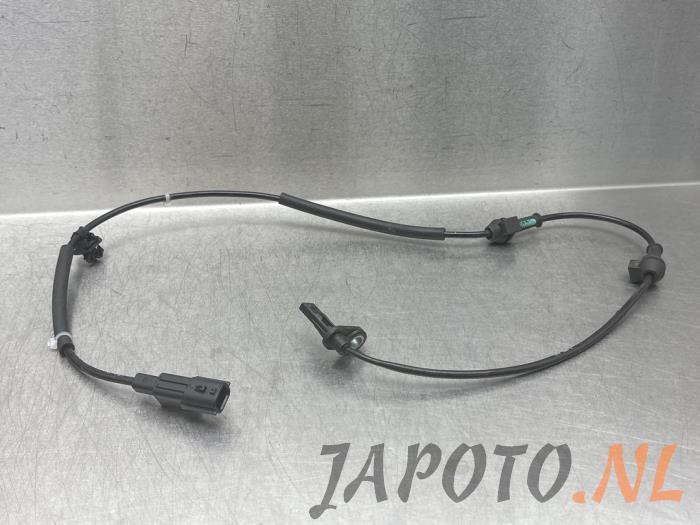 Usados Sensor ABS Suzuki Swift (ZCE/ZDE) 1.2 VVT 12V Hybrid Precio € 31,45 Norma de margen ofrecido por Japoto Parts B.V.