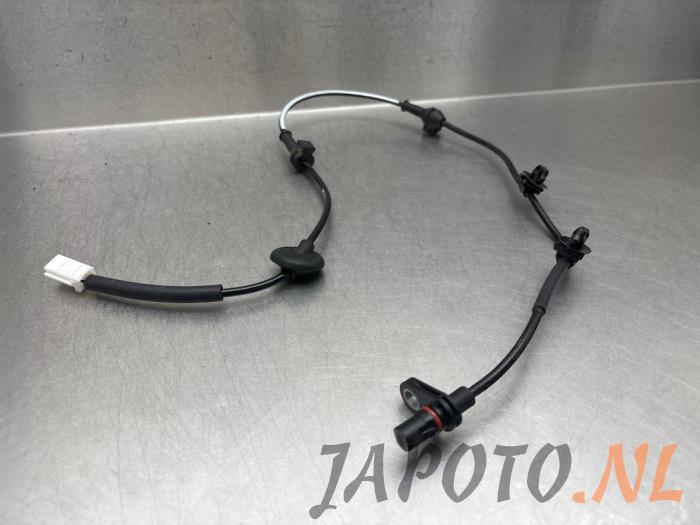 Usados Sensor ABS Suzuki Swift (ZCE/ZDE) 1.2 VVT 12V Hybrid Precio € 26,20 Norma de margen ofrecido por Japoto Parts B.V.