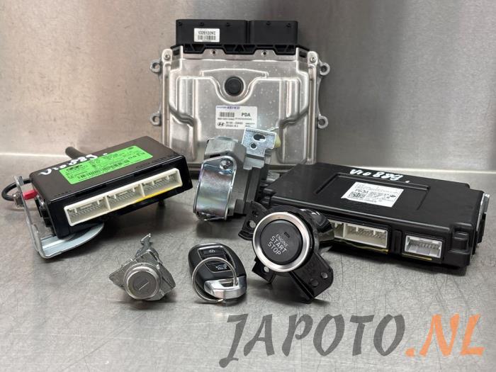 Used Ignition lock + computer Hyundai i30 Wagon (PDEF) 1.4 T-GDI 16V Price € 262,45 Margin scheme offered by Japoto Parts B.V.