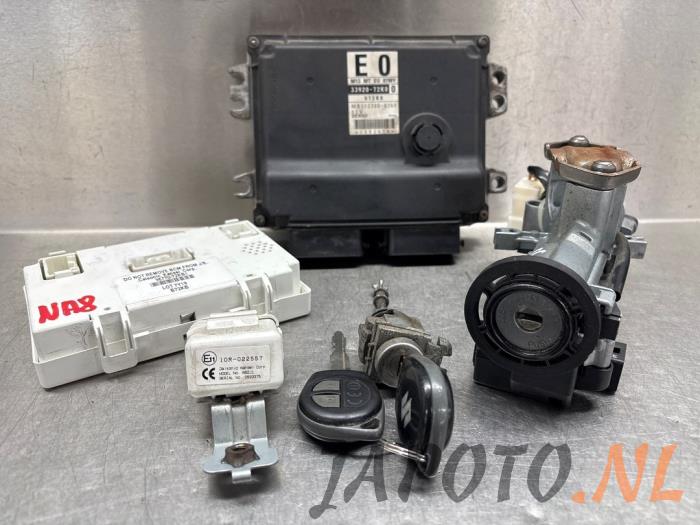 Used Ignition lock + computer Suzuki Swift (ZA/ZC/ZD1/2/3/9) 1.3 VVT 16V Price € 104,95 Margin scheme offered by Japoto Parts B.V.