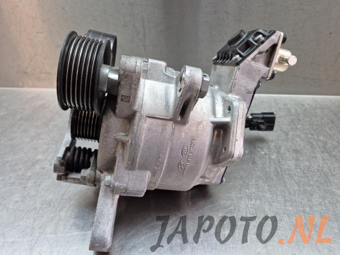 Gebrauchte Dynamo Kia Niro I (DE) 1.6 GDI Hybrid Preis € 157,45 Margenregelung angeboten von Japoto Parts B.V.