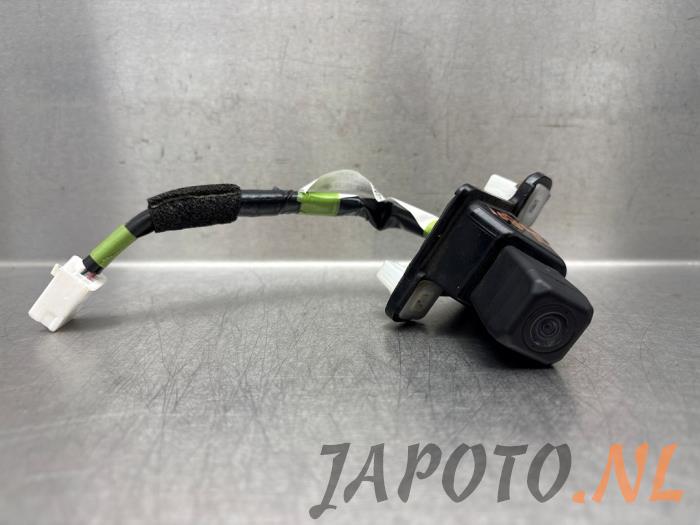 Begagnade Backkamera Toyota RAV4 (A4) 2.5 Hybrid 16V VVT-i 4x4 Pris € 103,95 Marginaltabell erbjuds av Japoto Parts B.V.