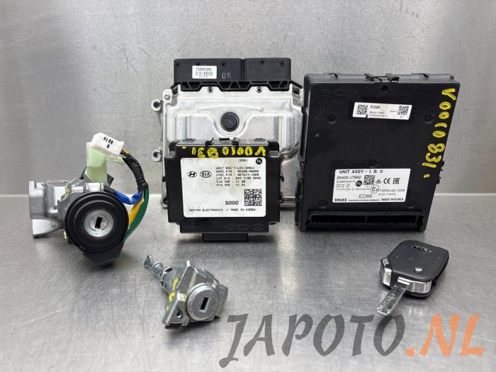 Used Ignition lock + computer Kia Proceed (CD) 1.0i T-GDi 12V Price € 367,45 Margin scheme offered by Japoto Parts B.V.
