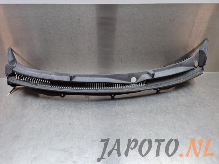 Używane Parawan Suzuki Baleno (EW/FW) 1.2 Dual Jet 16V Cena € 41,95 Procedura marży oferowane przez Japoto Parts B.V.