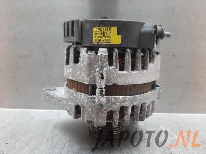 Usagé Dynamo Kia Cee'd (JDB5) 1.6 CRDi 16V VGT Prix € 41,95 Règlement à la marge proposé par Japoto Parts B.V.