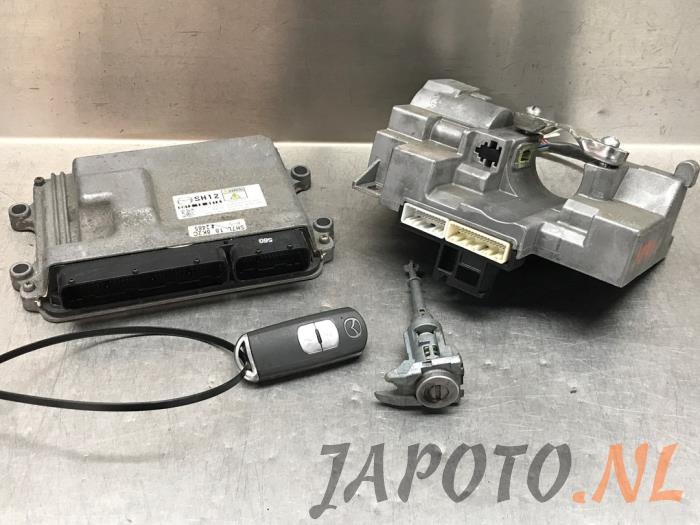 Ignition lock + computer Mazda CX-5 I (KE,GH), 2011 2.2 Skyactiv D 175 16V 4WD, SUV, Diesel, 2.191cc, 129kW (175pk), 4x4, SHY4, 2012-04 / 2017-06 (Used)