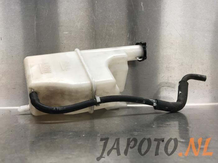 Begagnade Expansionskärl Mazda 2 (DE) 1.3 16V S-VT High Power Pris € 20,95 Marginaltabell erbjuds av Japoto Parts B.V.