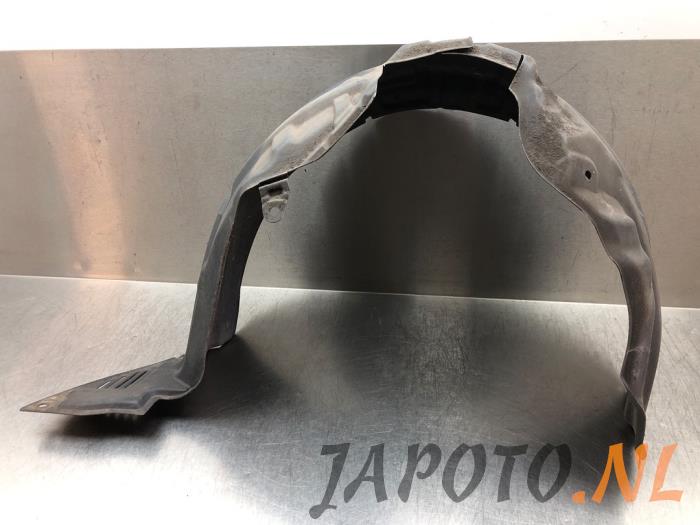 Usados Protector interno Mazda 2 (DE) 1.3 16V S-VT High Power Precio € 15,75 Norma de margen ofrecido por Japoto Parts B.V.