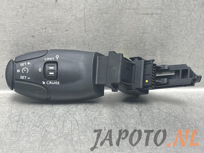 Używane Obsluga tempomatu Toyota ProAce Electric Worker Cena € 52,45 Procedura marży oferowane przez Japoto Parts B.V.