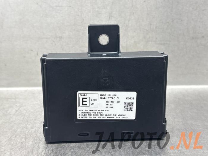Używane Modul centralnego zamka Mazda MX-30 e-SkyActiv 145 Cena € 157,45 Procedura marży oferowane przez Japoto Parts B.V.