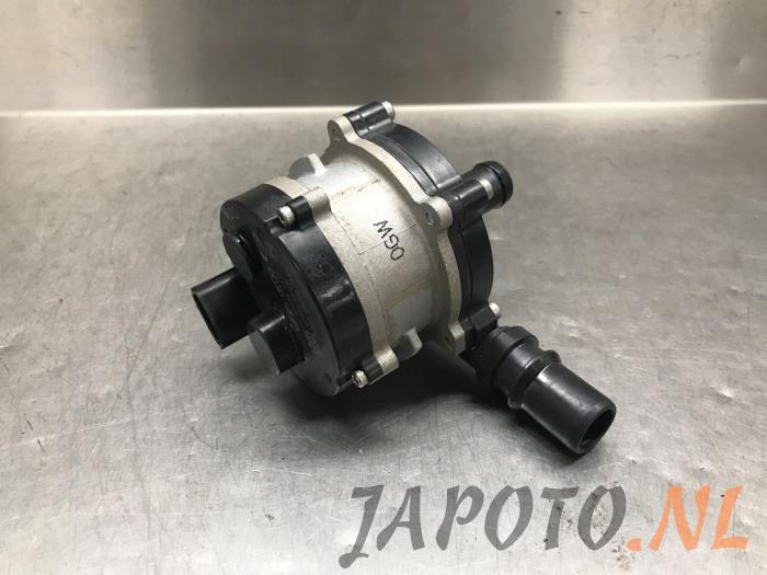 Begagnade Vattenpump Kia Niro I (DE) 1.6 GDI Hybrid Pris € 52,45 Marginaltabell erbjuds av Japoto Parts B.V.