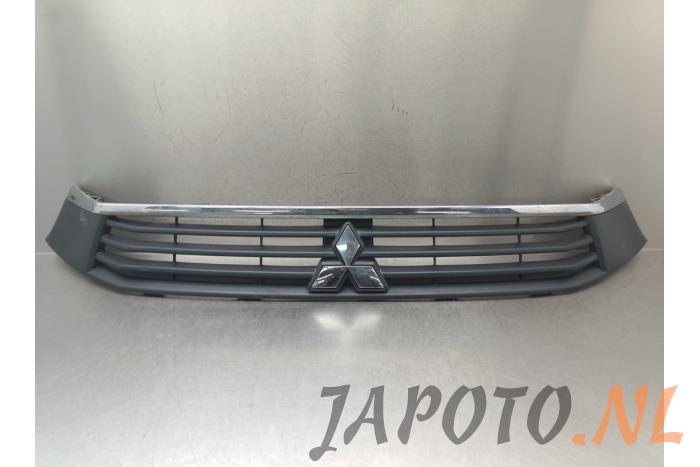 Używane Grill Mitsubishi ASX 1.6 MIVEC 16V Cena € 104,95 Procedura marży oferowane przez Japoto Parts B.V.
