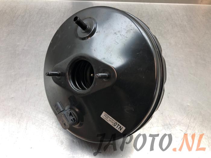 Usagé Assistant de freinage Suzuki Swift (ZCE/ZDE) 1.2 VVT 12V Hybrid Prix € 157,45 Règlement à la marge proposé par Japoto Parts B.V.