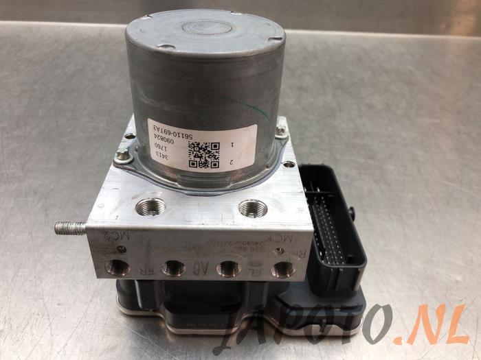 Usagé Pompe ABS Suzuki Swift (ZCE/ZDE) 1.2 VVT 12V Hybrid Prix € 523,95 Règlement à la marge proposé par Japoto Parts B.V.