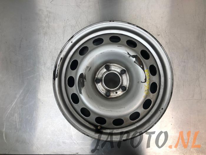Używane Obrecz Toyota ProAce Electric Worker Cena € 36,70 Procedura marży oferowane przez Japoto Parts B.V.