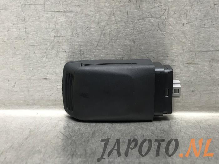Begagnade Regnsensor Toyota Yaris Cross (PB1/PJ1) 1.5 12V Hybrid 115 Pris € 26,20 Marginaltabell erbjuds av Japoto Parts B.V.