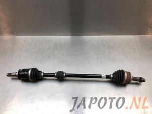 Gebrauchte Antriebswelle rechts vorne Toyota Yaris Cross (PB1/PJ1) 1.5 12V Hybrid 115 Preis € 299,00 Margenregelung angeboten von Japoto Parts B.V.