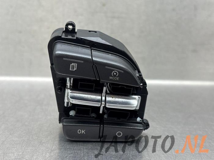 Begagnade Rattspak Hyundai i30 Fastback (PDEBA/PEDBC) 1.0 T-GDI 12V Pris € 52,45 Marginaltabell erbjuds av Japoto Parts B.V.