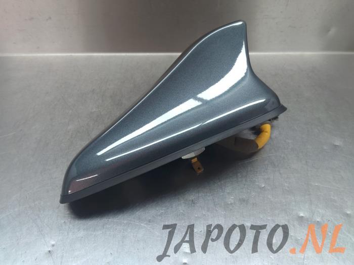 Używane Antena Hyundai i30 Fastback (PDEBA/PEDBC) 1.0 T-GDI 12V Cena € 78,70 Procedura marży oferowane przez Japoto Parts B.V.