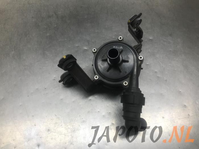 Begagnade Extra vattenpump Kia Niro I (DE) 1.6 GDI Hybrid Pris € 131,20 Marginaltabell erbjuds av Japoto Parts B.V.