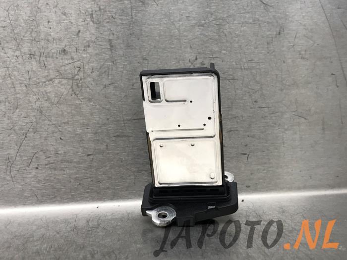 Luftmassenmesser van een Honda HR-V (RU) 1.5 i-VTEC 16V 2016