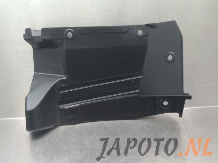 Używane Chlapacz Mitsubishi Eclipse Cross (GK/GL) 2.4 16V PHEV 4x4 Cena € 20,95 Procedura marży oferowane przez Japoto Parts B.V.