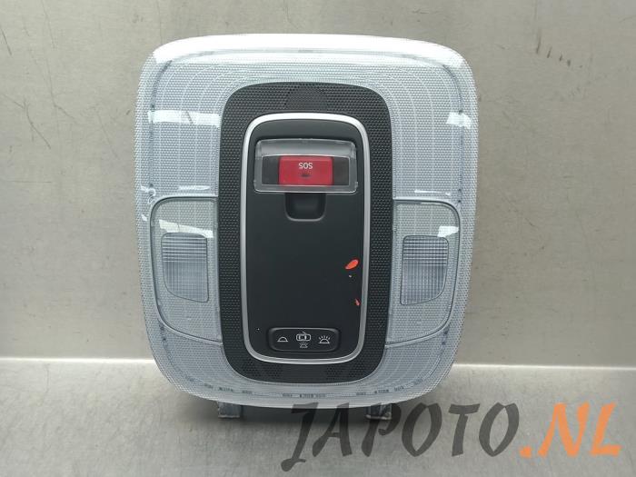 Begagnade Innerbelysning, fram Hyundai Bayon Pris € 104,95 Marginaltabell erbjuds av Japoto Parts B.V.