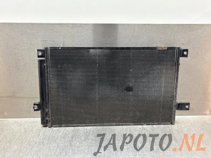 Usagé Radiateur clim Toyota Corolla Verso (R10/11) 2.2 D-4D 16V Prix € 31,49 Règlement à la marge proposé par Japoto Parts B.V.
