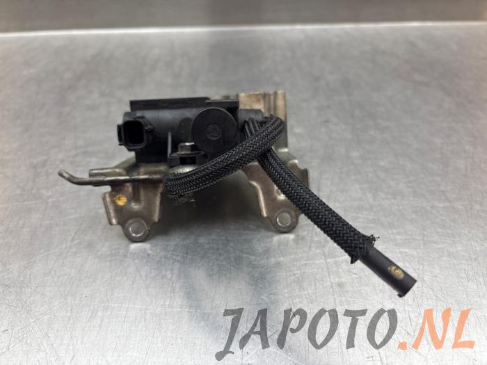 Usagé Régulateur pression turbo Toyota Corolla Verso (R10/11) 2.2 D-4D 16V Prix € 26,20 Règlement à la marge proposé par Japoto Parts B.V.