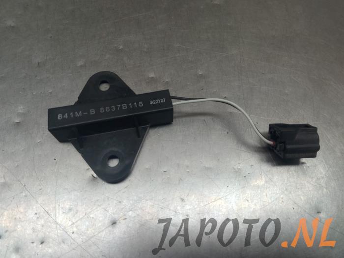Używane Keyless Entry-Antena Mitsubishi Eclipse Cross (GK/GL) 2.4 16V PHEV 4x4 Cena € 31,45 Procedura marży oferowane przez Japoto Parts B.V.