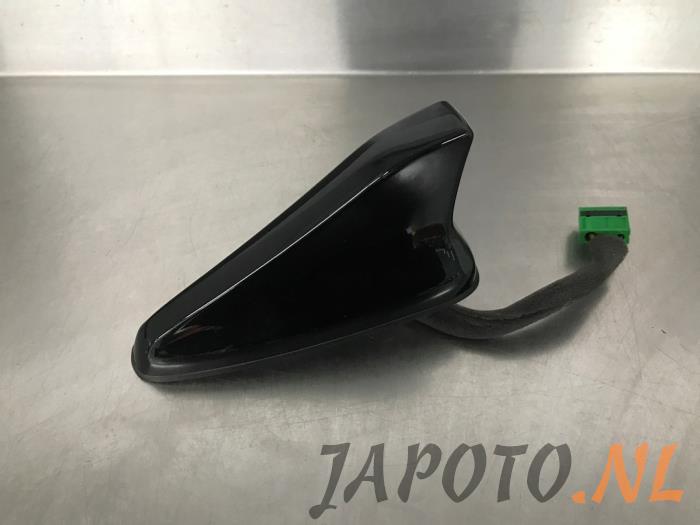 Używane Antena Hyundai i20 (BC3) 1.0 T-GDI 100 Mild Hybrid 48V 12V Cena € 104,95 Procedura marży oferowane przez Japoto Parts B.V.