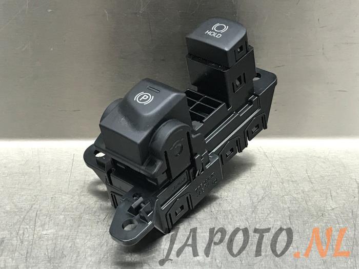 Gebrauchte Handbremse Schalter Toyota Yaris IV (P21/PA1/PH1) 1.5 12V Hybrid 115 Preis € 52,45 Margenregelung angeboten von Japoto Parts B.V.