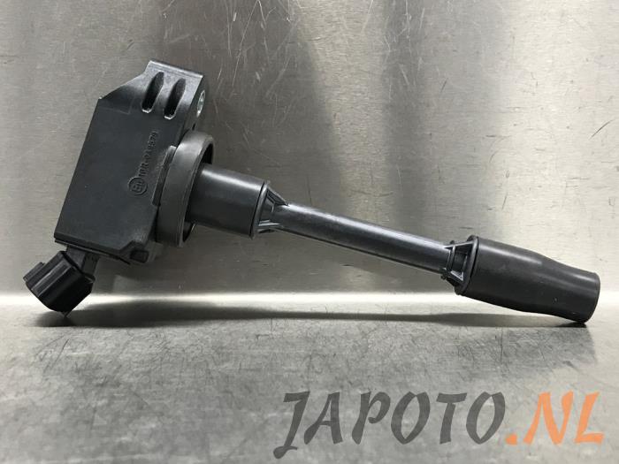 Usagé Bobine Toyota Yaris IV (P21/PA1/PH1) 1.5 12V Hybrid 115 Prix € 15,70 Règlement à la marge proposé par Japoto Parts B.V.