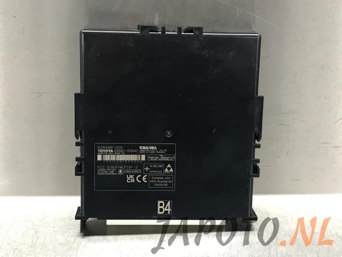 Smart entry computer from a Toyota Yaris IV (P21/PA1/PH1) 1.5 12V Hybrid 115 2024